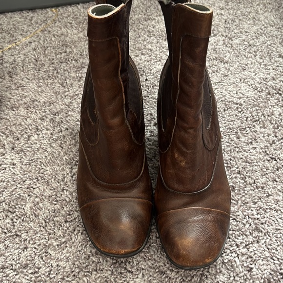 Born boots size 7 leather upper - Picture 2 of 6